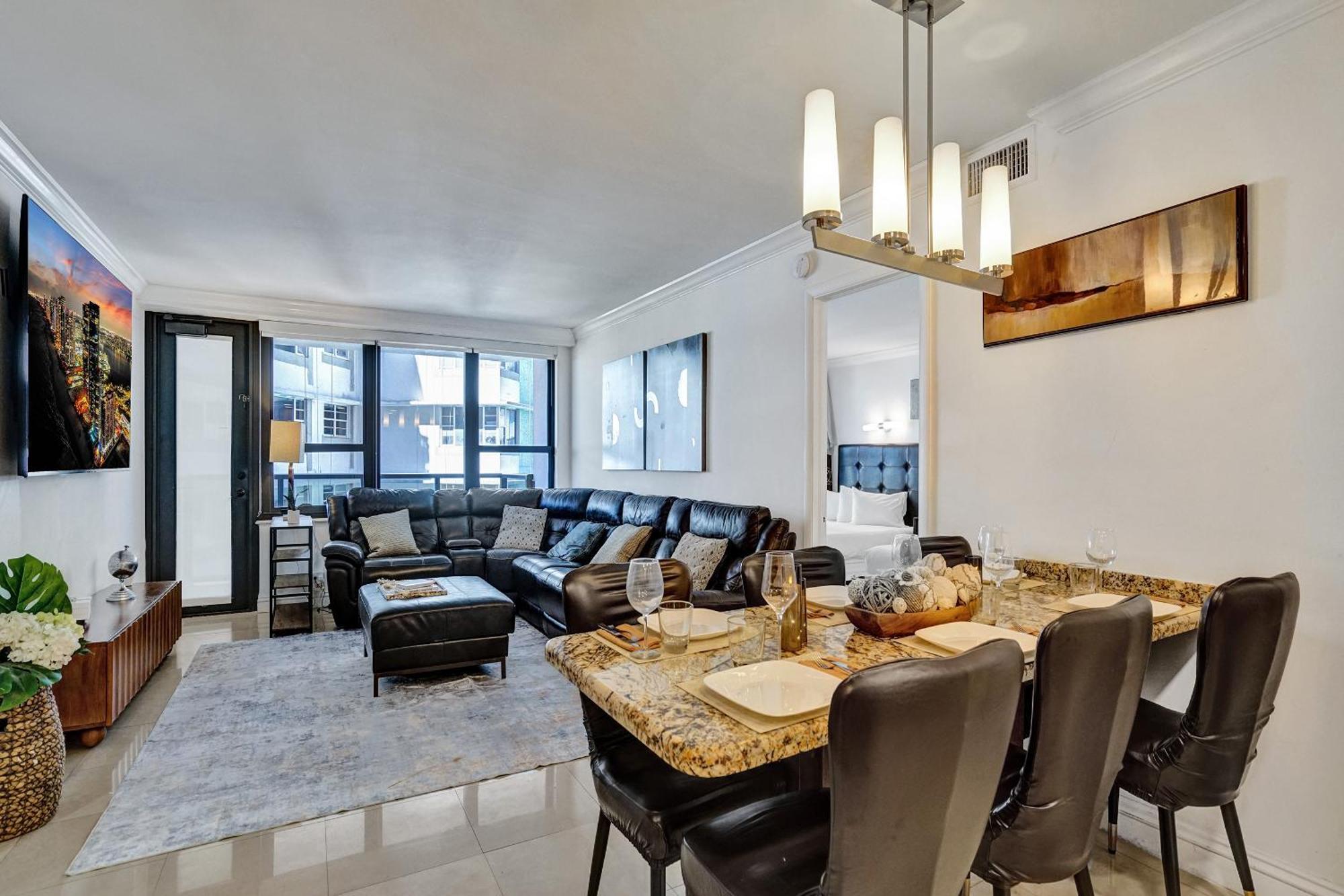 With Perks, Pools, Fitness Center, And A Relaxing Bathtub 916